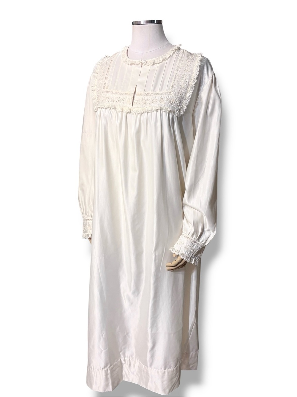 BARBIZON Cuddleskins Ivory Brushed Back Satin Nightgown VINTAGE 1980s NEW